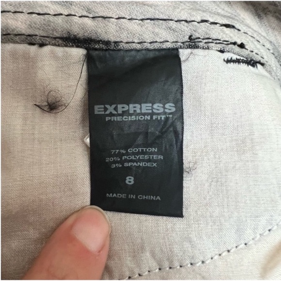 Y2K Express Distressed Bleached Jeans with Beaded Accessory - Picture 9 of 12